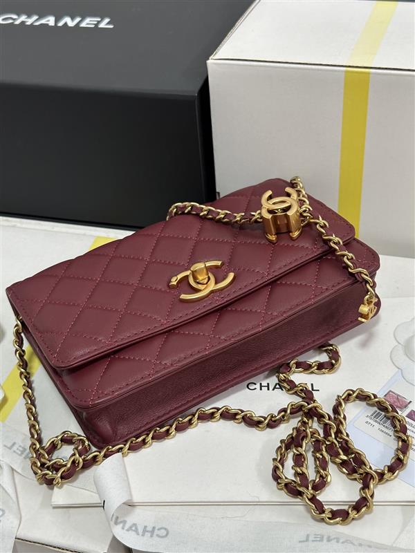 2026127205140630 700